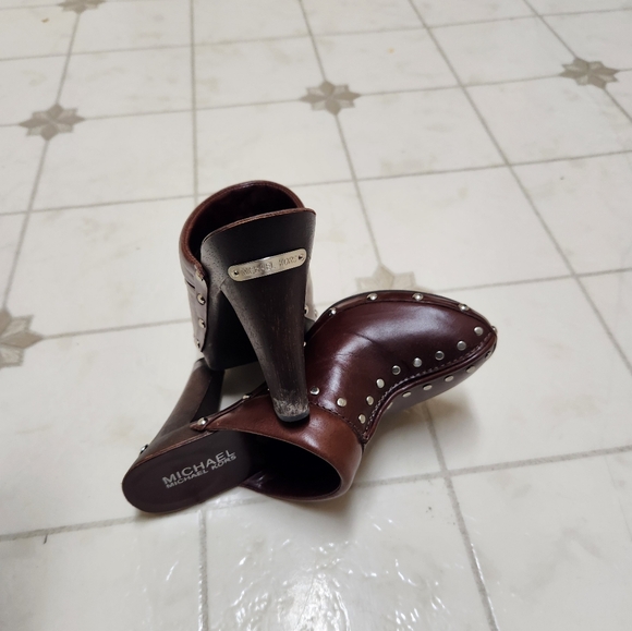 Micheal Kor Clog heels - Picture 3 of 6
